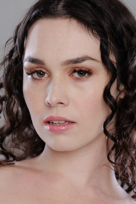 Alina Voss from POVMASTERS